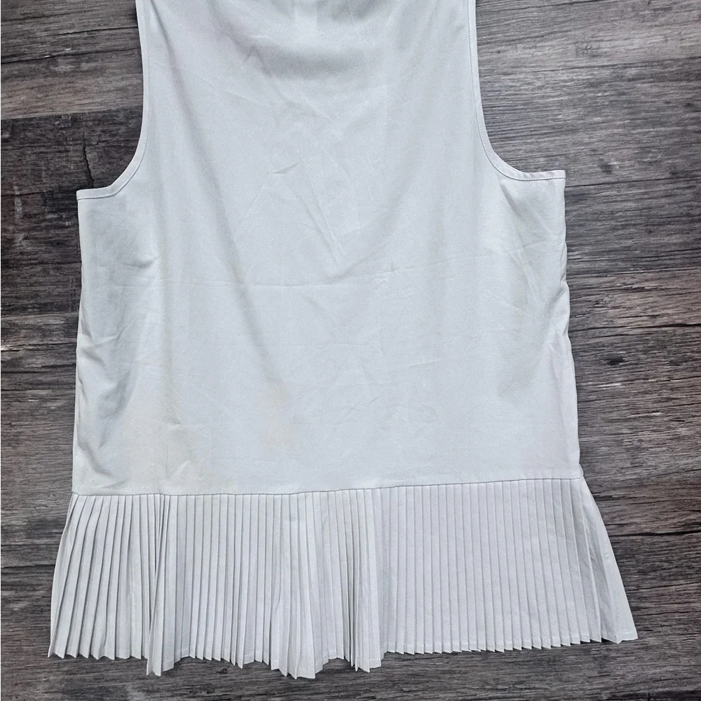 SPANX White Sleeveless Tank Top with Pleated Hem and Crew Neck - Picture 2 of 6
